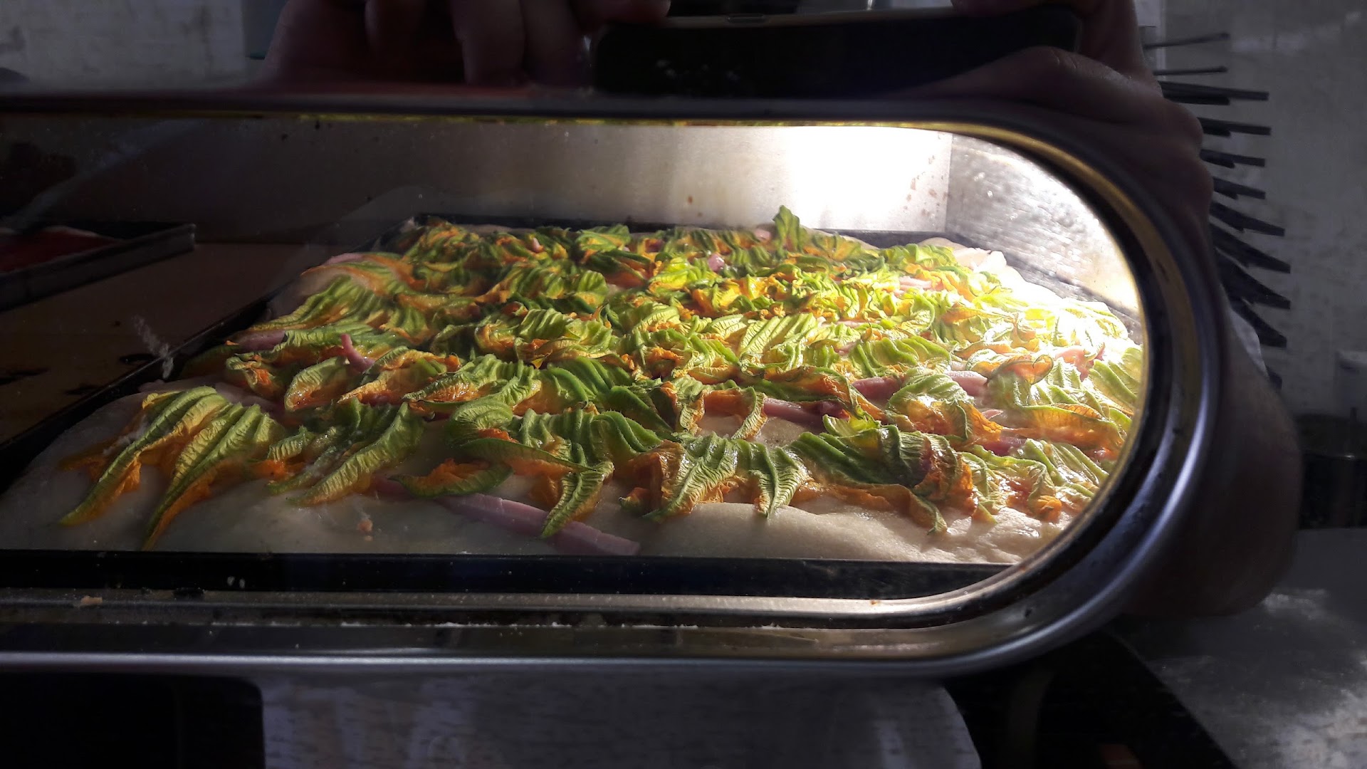 Pizza in corso · Foto 4